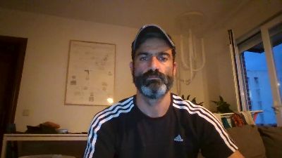 hotreds webcam model stream image