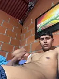 Miguel_960 webcam model stream image