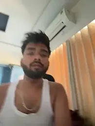 BeardedBulge webcam model stream image