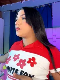 Oficial_angela webcam model stream image