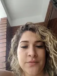 Sara_smiiith211 webcam stripchat model stream image