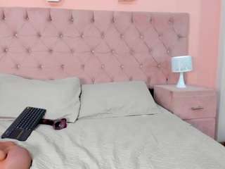 kendaall-jenner webcam model stream image
