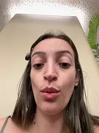 BelleLouiseVp webcam stripchat model stream image