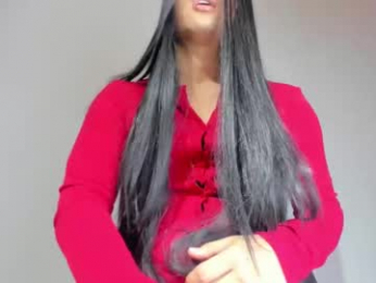 loovelymiia_ webcam model stream image