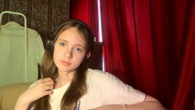 MyrtisMcclard webcam model stream image