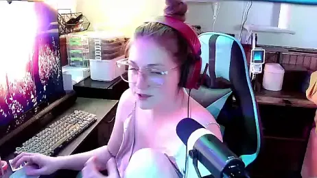 mirannacult webcam model stream image