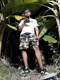 youngboypiss webcam model stream image