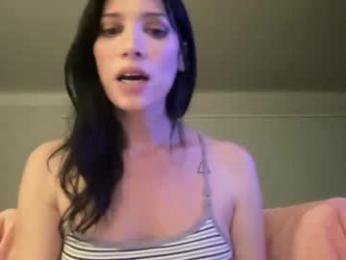 kikihart webcam model stream image