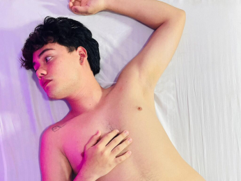 ArturoKlaise webcam livejasmin model stream image