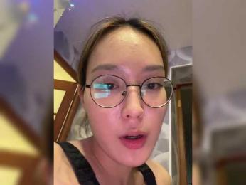 Littleotter webcam model stream image