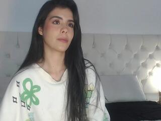 Sweety Ally webcam model stream image