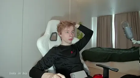 Wawesuc webcam model stream image