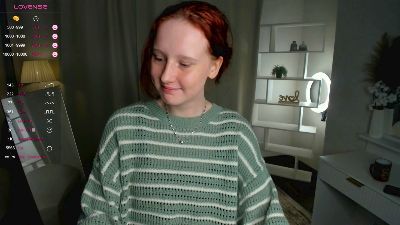 OdellaDuell webcam model stream image