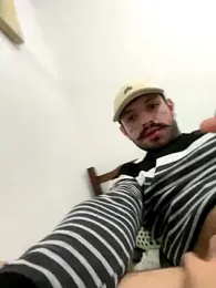 Luccaskonig webcam model stream image