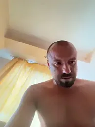 Nikolaiyy webcam model stream image