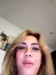celyTSversa webcam model stream image