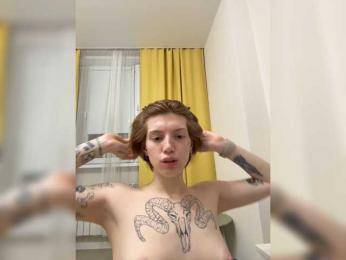 ginger-creamy webcam bongacams model stream image