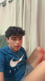 Novinhowo webcam model stream image