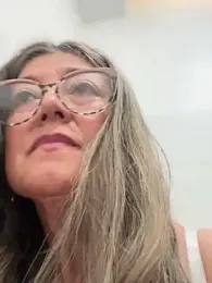 emma_tour webcam model stream image