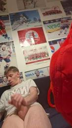 angler98 webcam model stream image