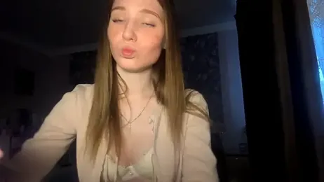 GwenFay webcam model stream image