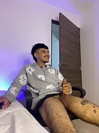 AxcellFox webcam model stream image