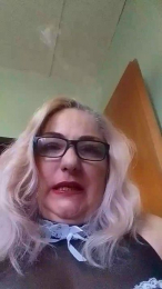 AlinaMoon44 webcam model stream image