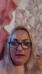 AlinaMoon44 webcam model stream image