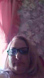 AlinaMoon44 webcam model stream image
