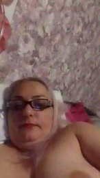 AlinaMoon44 webcam model stream image