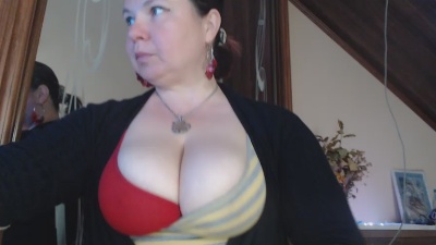 laraluxe webcam model stream image