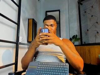 Marco Wills webcam model stream image