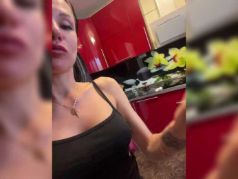 VIKAKLUBNIKA webcam model stream image