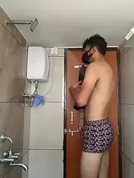 Roy3_2 webcam model stream image