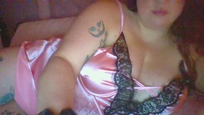 Solouzz webcam model stream image