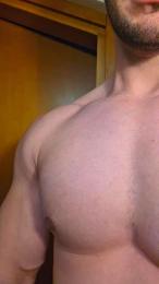 Brooly90 webcam model stream image