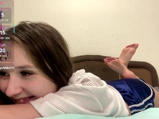 Nga Jeantet webcam model stream image