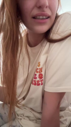 Lenafoxxi webcam model stream image