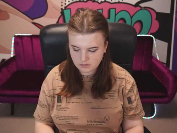 KristiMoons webcam model stream image