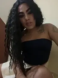 RobertaxGutierrez webcam model stream image