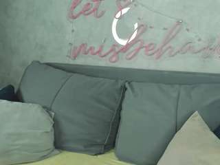 nicooole-vasquez webcam model stream image