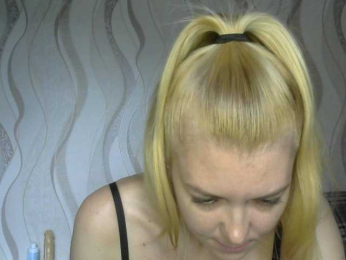 Kitty-Love27 webcam bongacams model stream image