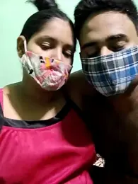IND_COUPLE1 webcam model stream image