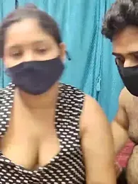 IND_COUPLE1 webcam model stream image