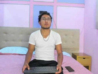 Noa-N-Carolain webcam model stream image