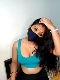 RedQQueen webcam model stream image