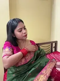 RedQQueen webcam model stream image