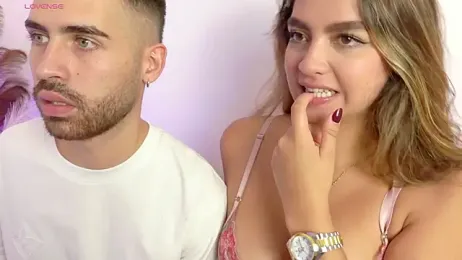 Ambar_and_Hardin webcam stripchat model stream image