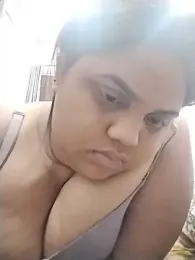 hotsilk21 webcam stripchat model stream image
