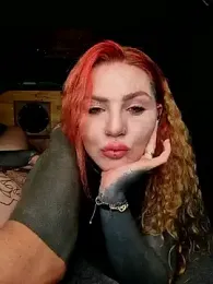 AlexandraWildd webcam model stream image